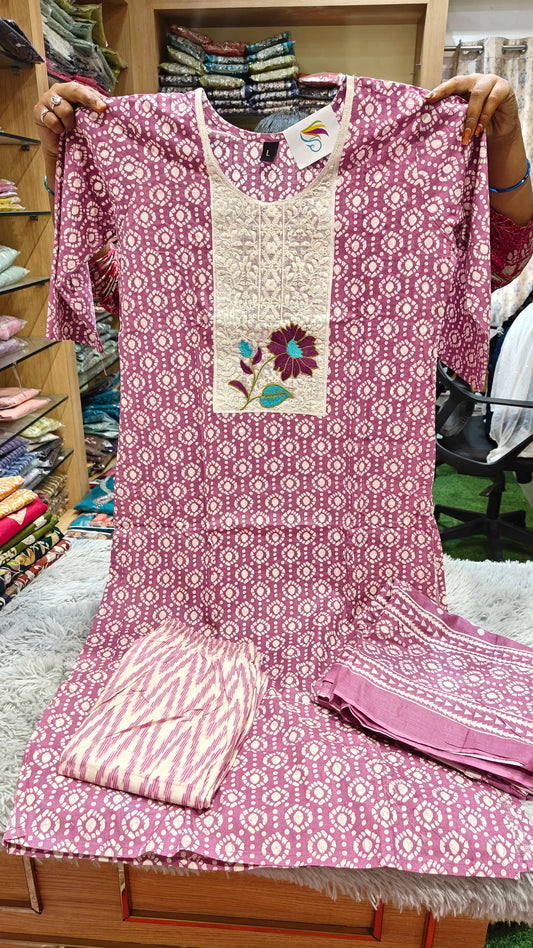 Bandhani Lucknowi Patch Work Kurti Set