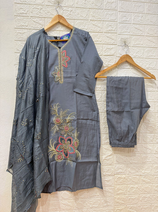 Roman Kolkata Hand Work 3 Piece Set Rakshabandhan Special