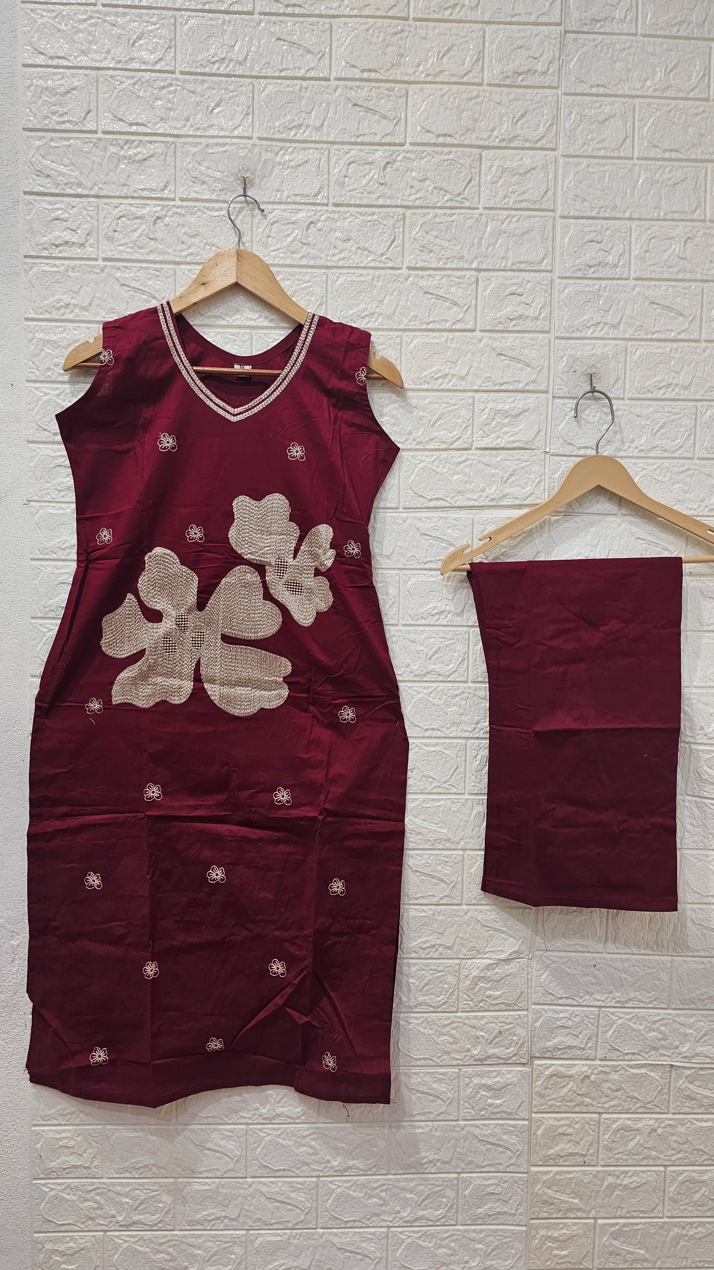 Nazmeen Dabu Cotton Embroidery Flower Pattern 3 Piece Set Kurti