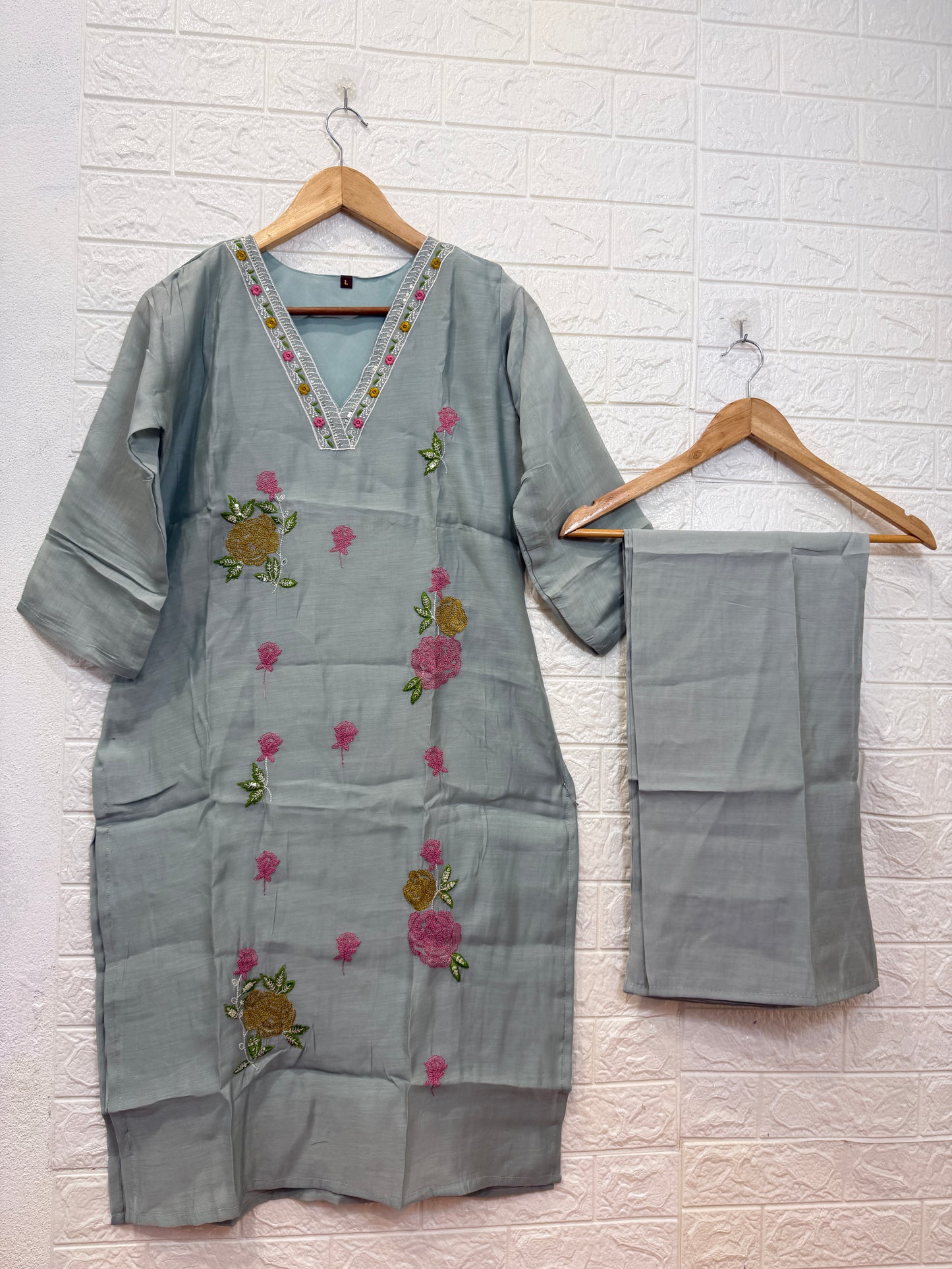 Mul Chanderi Embroidery 2 Piece Cord Set