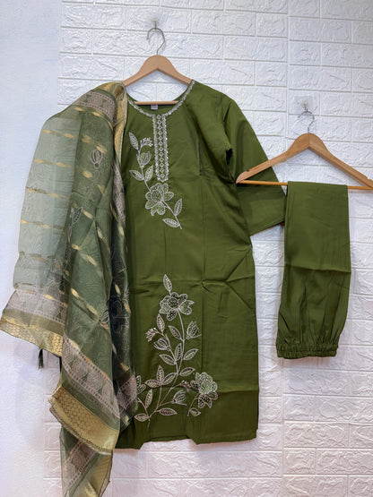 ROMAN SILK HAND WORK 3 PIECE SET