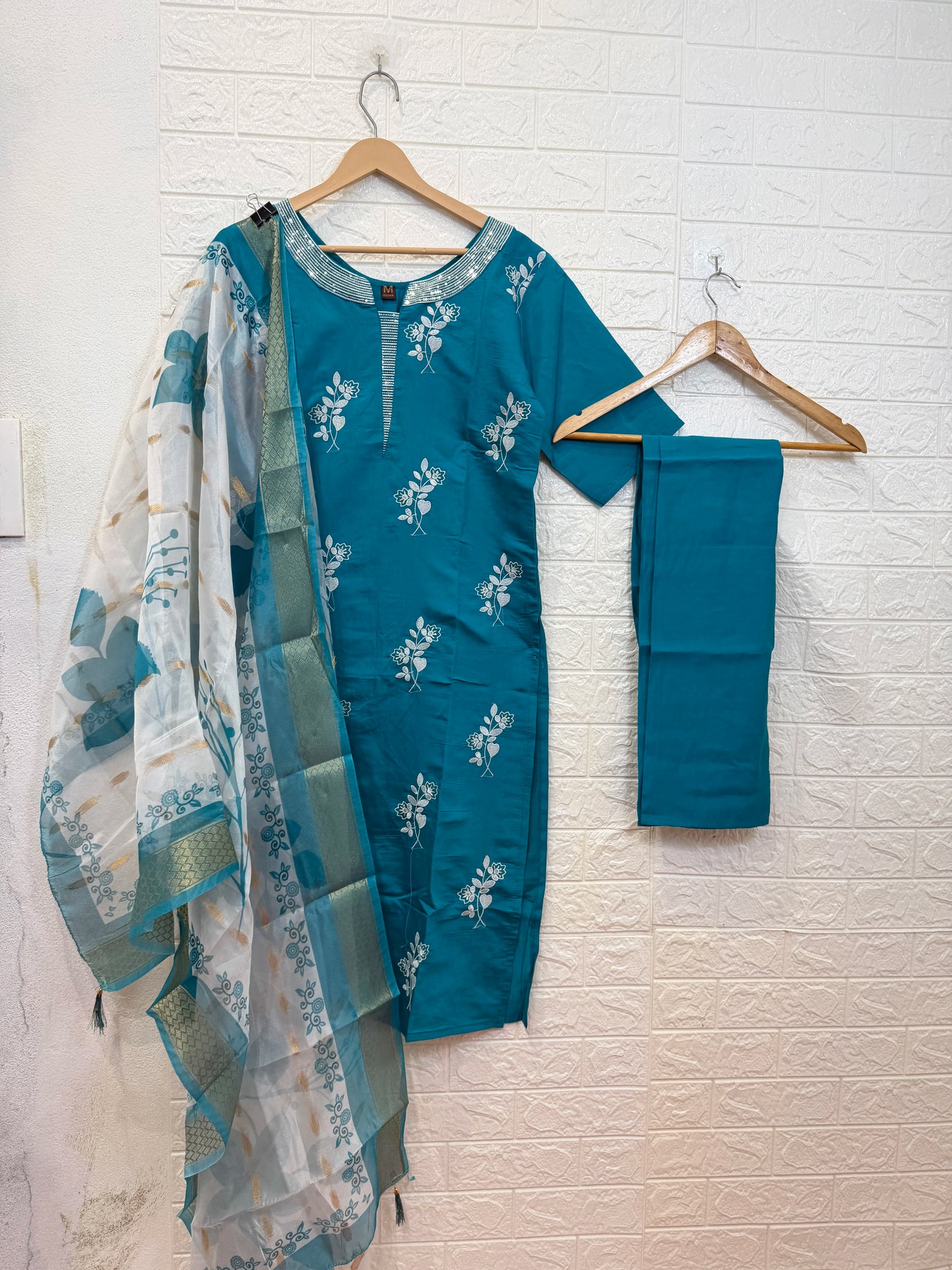 Sequence Roman 3 Piece Set