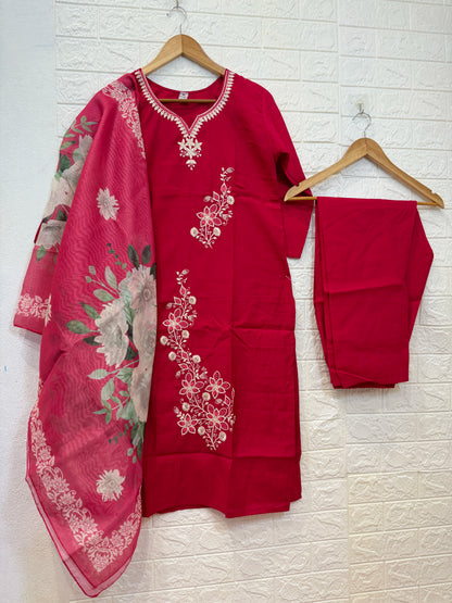 Roman Embroidery 3 Piece Set