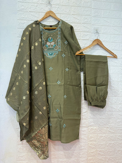 Roman Silk Thread Work & Embroidery 3 Pieces Set