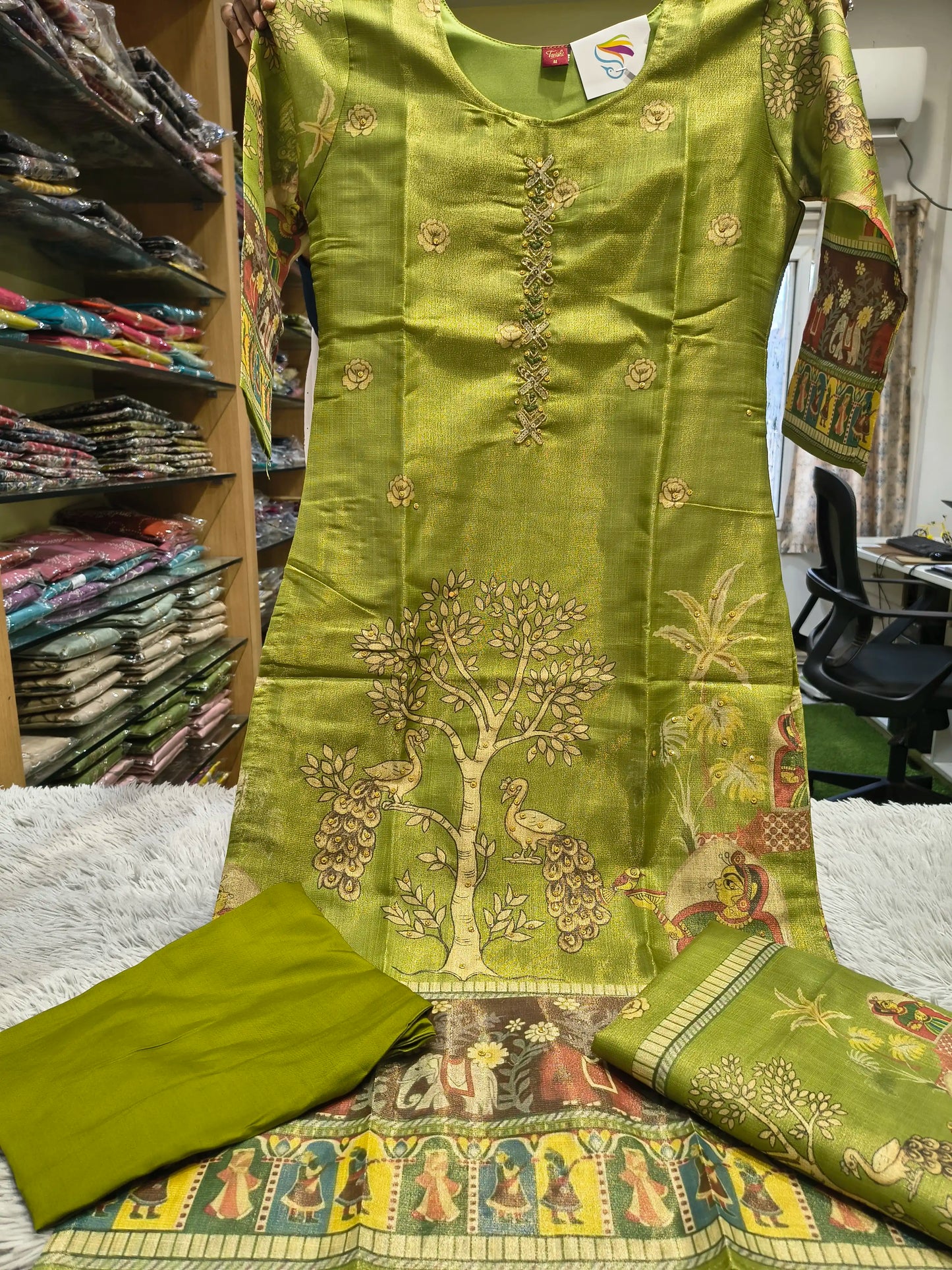 Love Shimmer Fabric Kurti Set