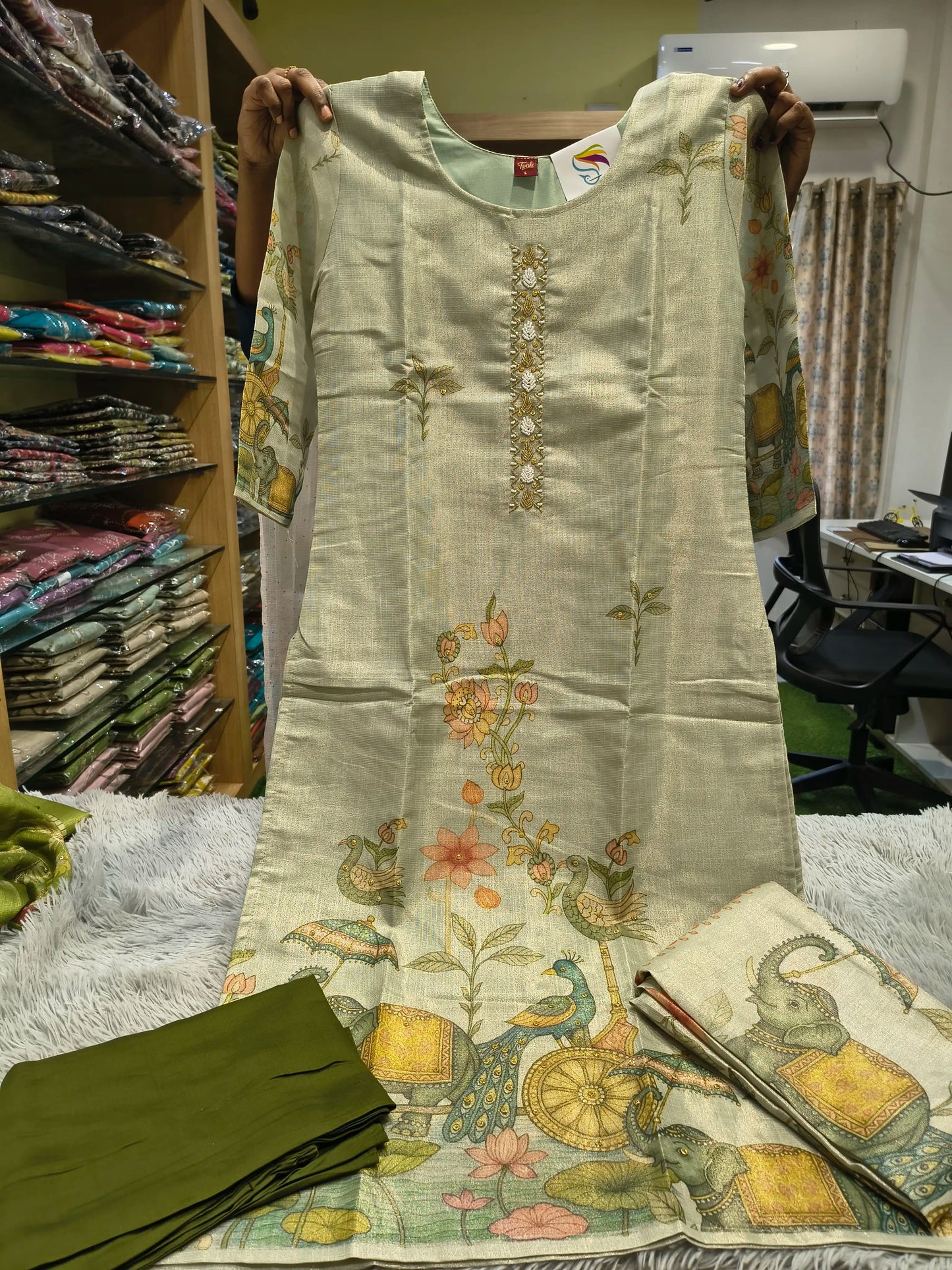 Love Shimmer Fabric Kurti Set