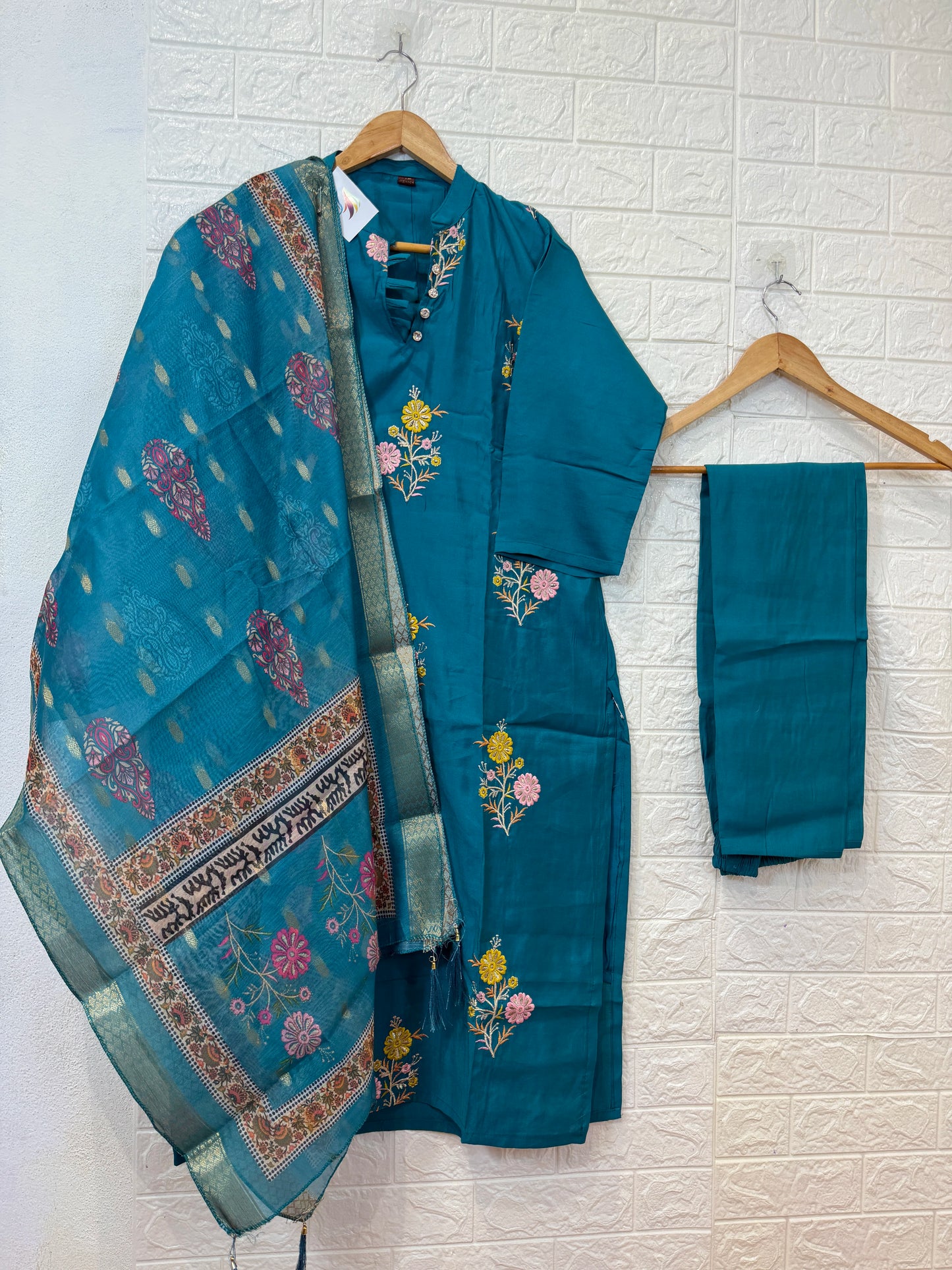 Hit Roman Silk Embroidery Work 3 Piece Set