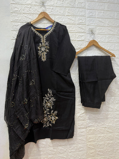 Roman Kolkata Hand Work 3 Piece Set Rakshabandhan Special