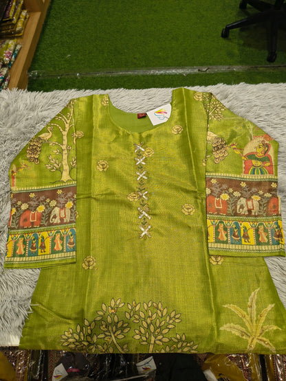 Love Shimmer Fabric Kurti Set