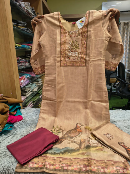 Savitri Shimmer Kurti Set