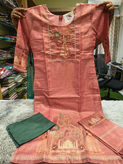 Savitri Shimmer Kurti Set