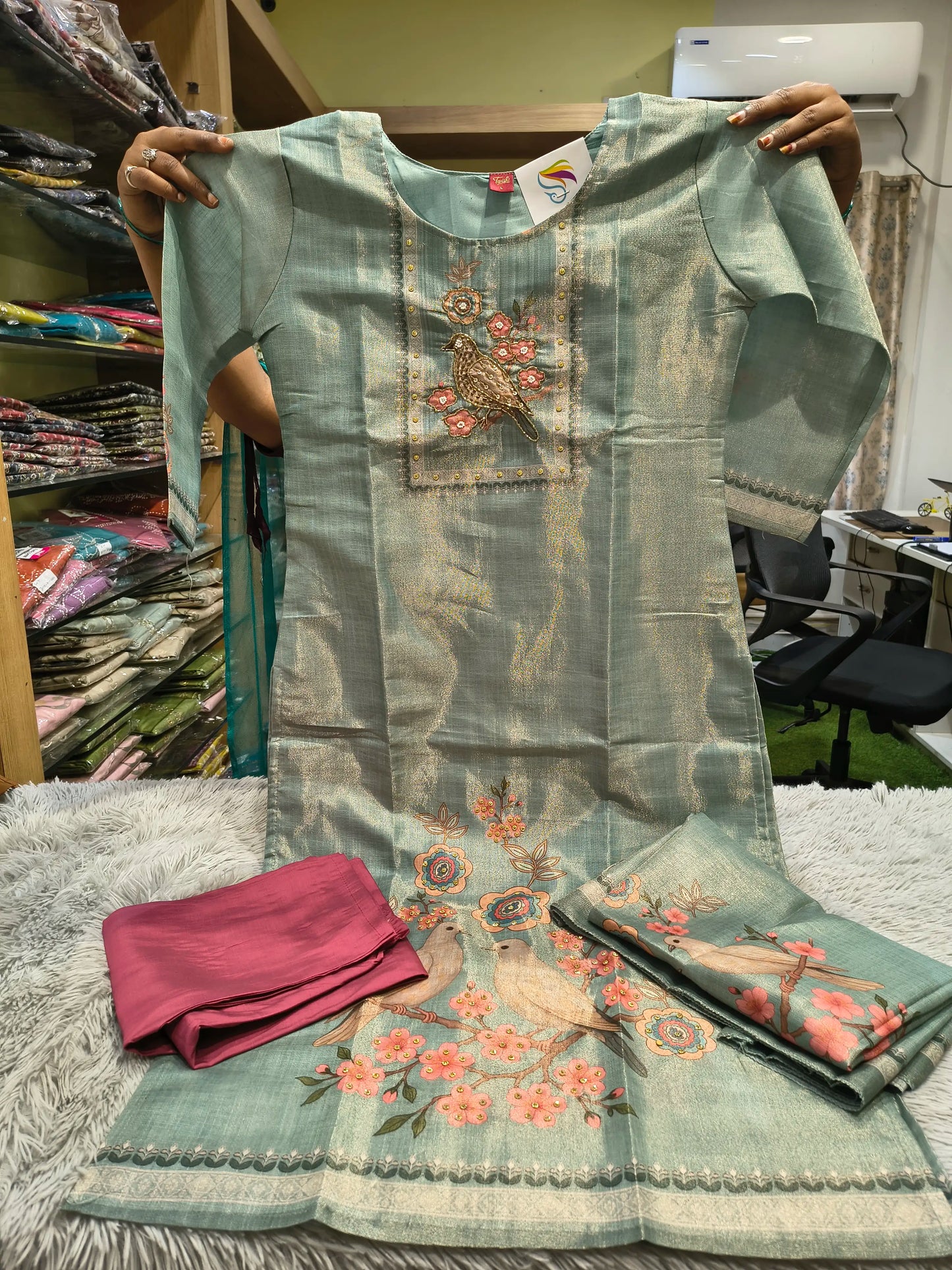 Savitri Shimmer Kurti Set
